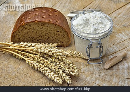 
                Brot, Weizenähre, Weizenmehl                   