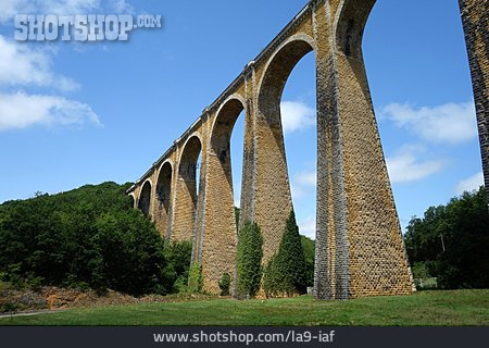 
                Eisenbahnbrücke, Viaduc De Brameford                   