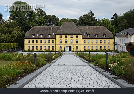 
                Schloss Alexandersbad                   