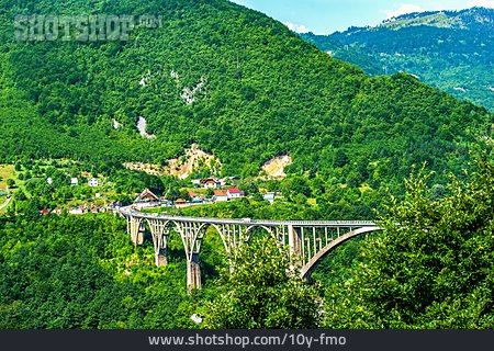 
                Montenegro, Durdevica-tara-brücke                   