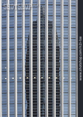 
                Bürogebäude, Glasfassade, Büroturm                   
