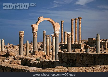 
                Archäologie, Säulen, Sabrata                   
