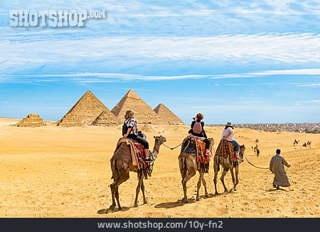 
                Wüste, ägypten, Pyramiden Von Gizeh                   