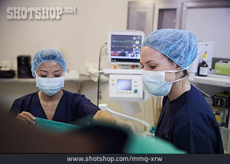 
                Krankenhaus, Operation, Op-pflegerin                   