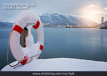 
                Rettungsring, Nordnorwegen, Tromsøysund                   