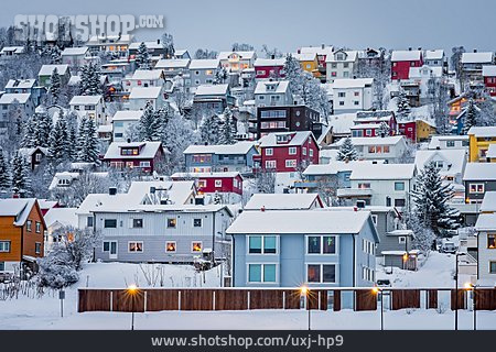 
                Winter, Wohnhäuser, Troms                   