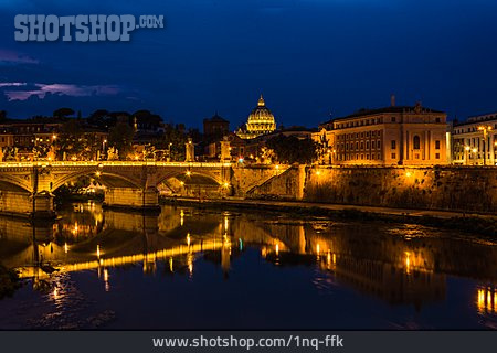 
                Rom, Tiber, Engelsbrücke                   
