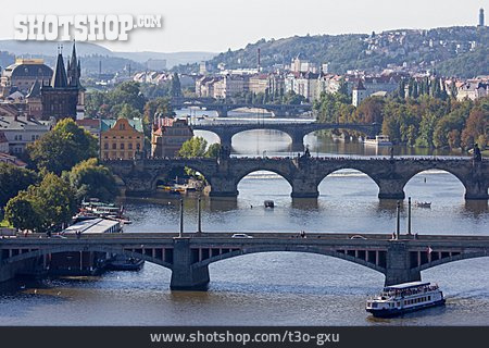 
                Brücken, Prag, Moldau                   
