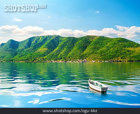 
                Boot, Bucht Von Kotor                   