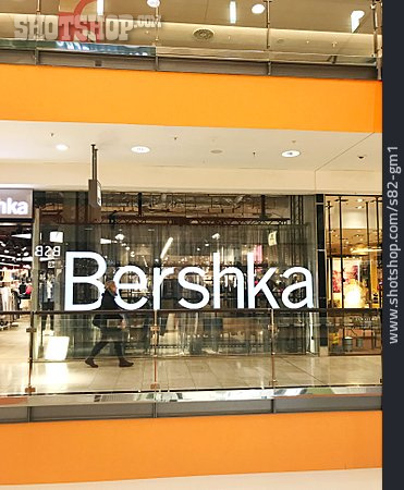 
                Modeunternehmen, Bershka                   