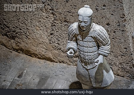 
                Soldat, Mausoleum Qin Shihuangdis                   