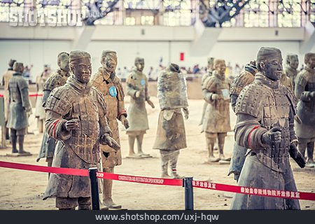 
                Mausoleum Qin Shihuangdis, Terrakotta-armee                   