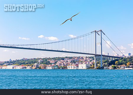 
                Istanbul, Brücke Der Märtyrer Des 15. Juli                   