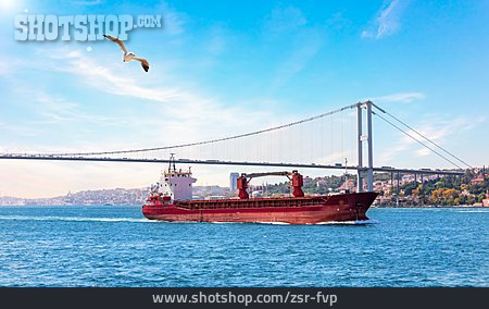 
                Schifffahrt, Bosporus                   