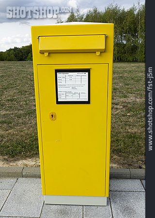 
                Briefkasten, Deutsche Post                   