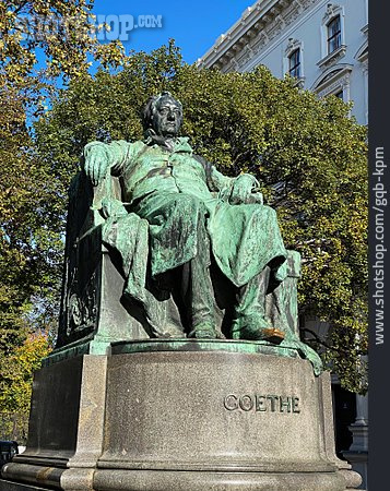 
                Goethedenkmal                   