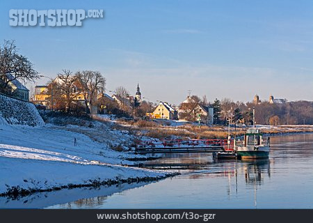 
                Winter, Elbe, Fähre                   