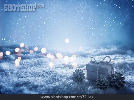 
                Lichter, Schnee, Geschenk                   