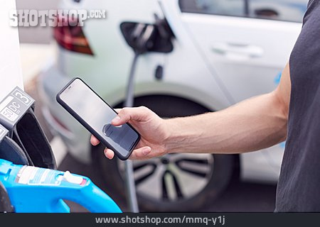 
                Smart Phone, Electric Car, App, Electromobility                   