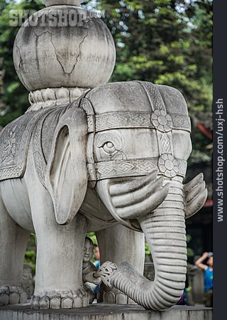 
                Statue, Elefant, Chengdu                   