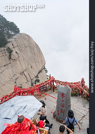 
                Tourismus, Heiliger Berg, Wunschbänder, Hua Shan                   