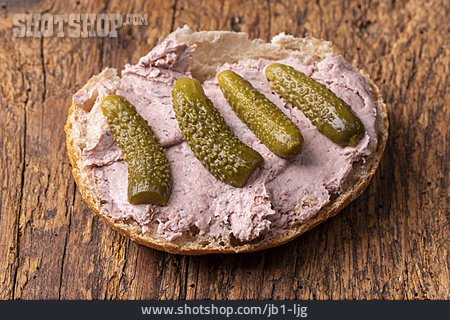 
                Sandwich, Liverwurst Roll                   