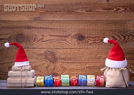 
                Weihnachtsmütze, Zipfelmütze, Weihnachtsdekoration, Geschenke                   