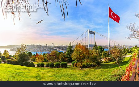 
                Istanbul, Fatih-sultan-mehmet-brücke                   