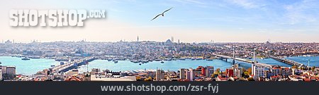 
                Goldenes Horn, Istanbul                   