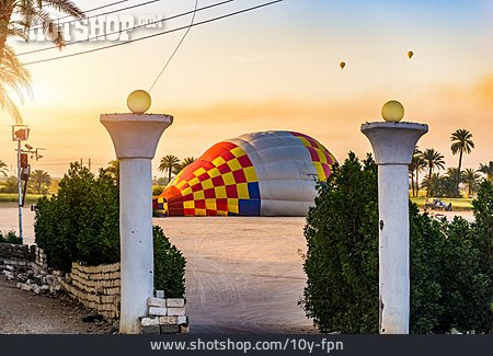 
                Heißluftballon, Luxor                   