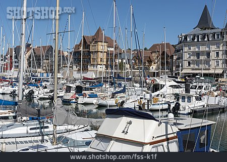 
                Hafen, Boote, Deauville                   