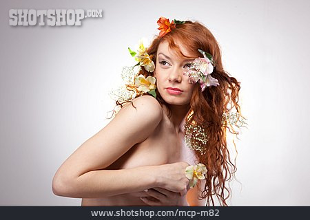 
                Nackt, Rote Haare, Blumenschmuck, Fruchtbarkeit                   