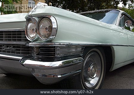 
                Oldtimer, Cadillac                   