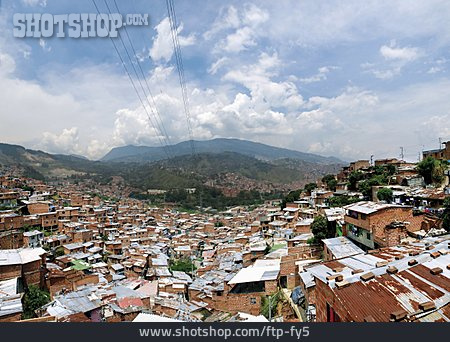 
                Elendsviertel, San Javier, Comuna 13                   