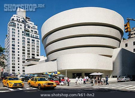 
                Kunstmuseum, Guggenheim Museum                   
