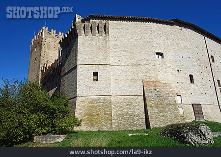 
                Castello Della Rancia                   