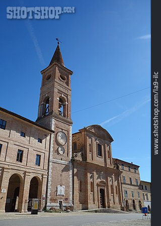 
                Caldarola, Stiftskirche Von San Martino                   