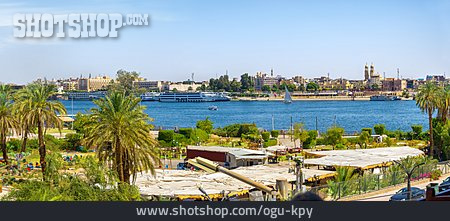 
                Nil, Luxor                   