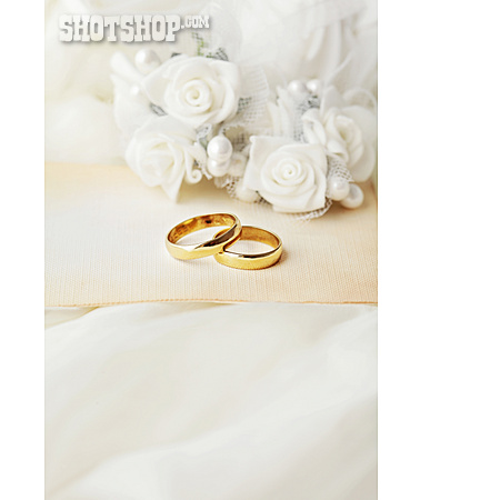 
                Ringe, Eheringe, Hochzeitsringe                   