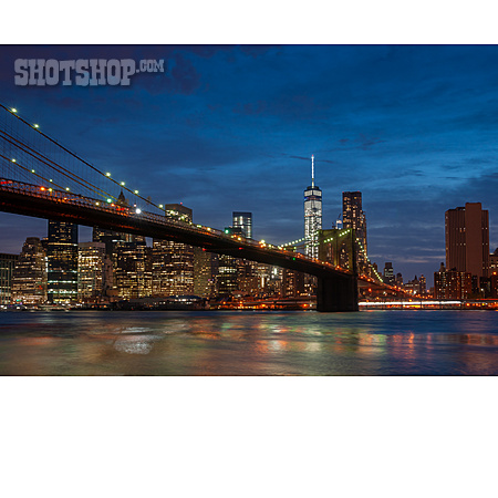 
                New York, Manhattan, Brooklyn Bridge, Hudson River                   
