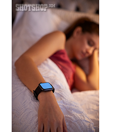 
                Smartwatch, Sleep-tracker-app                   
