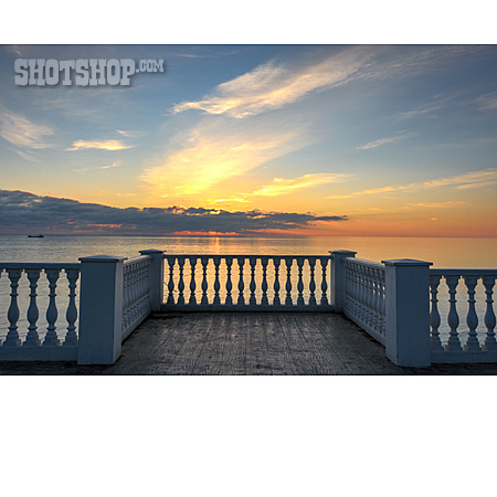 
                Sonnenuntergang, Balkon, Schwarzes Meer                   