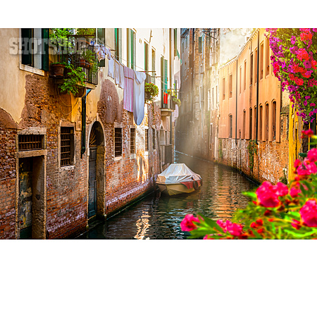 
                Venedig                   