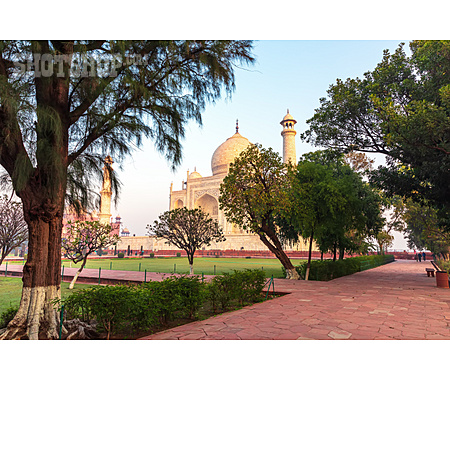
                Park, Mausoleum, Taj Mahal                   