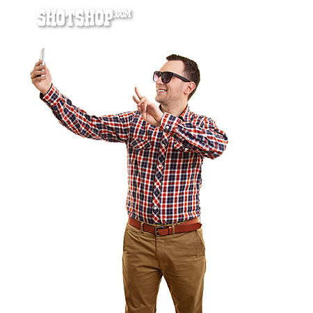 
                Mann, Victoryzeichen, Selfie                   