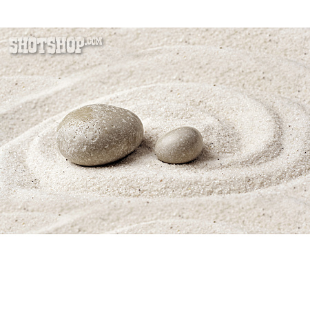 
                Sand, Stein, Kieselstein, Zen                   