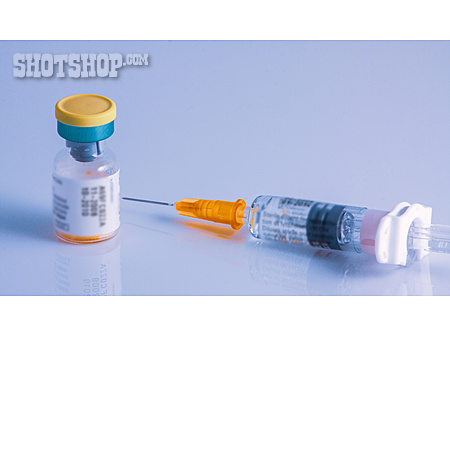 
                Pharmazie, Injektion, Impfung, Impfstoff                   