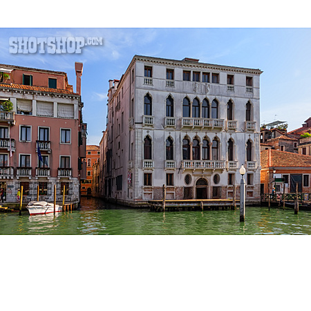 
                Venedig, Palazzo                   