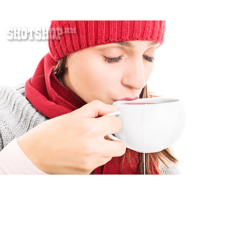 
                Trinken, Winterzeit, Tasse, Tee, Schal, Aufwärmen                   