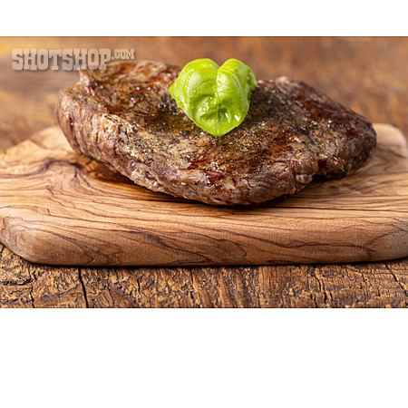 
                Steak, Rindersteak, Lendenstück                   